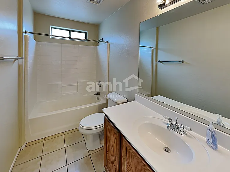 9817 E Escondido Ave — Photo 14