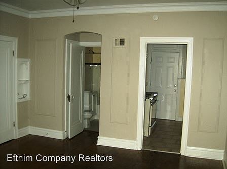 2nd image of 4602 Morganford Rd APT 308