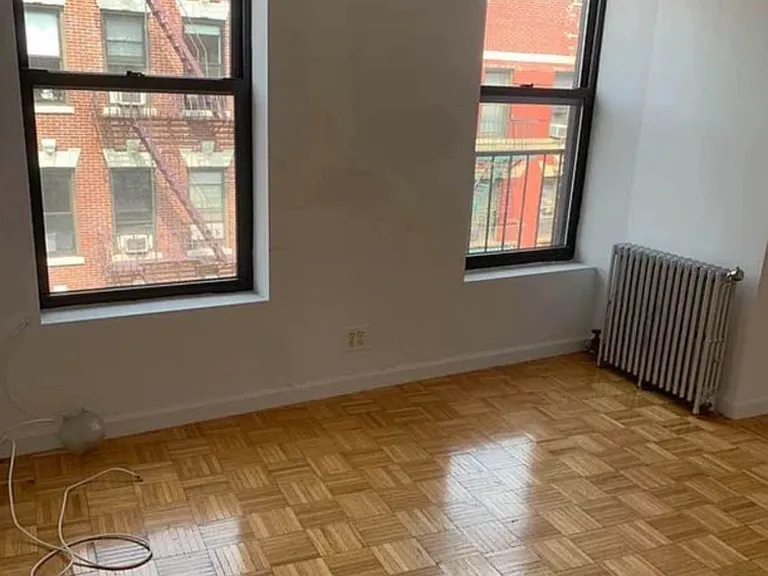 164 Mott St #5C — Photo 6