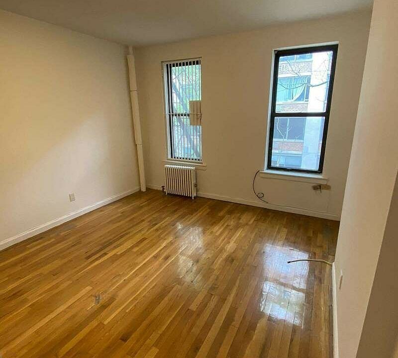 1st image of 334 E 73rd St #B4
