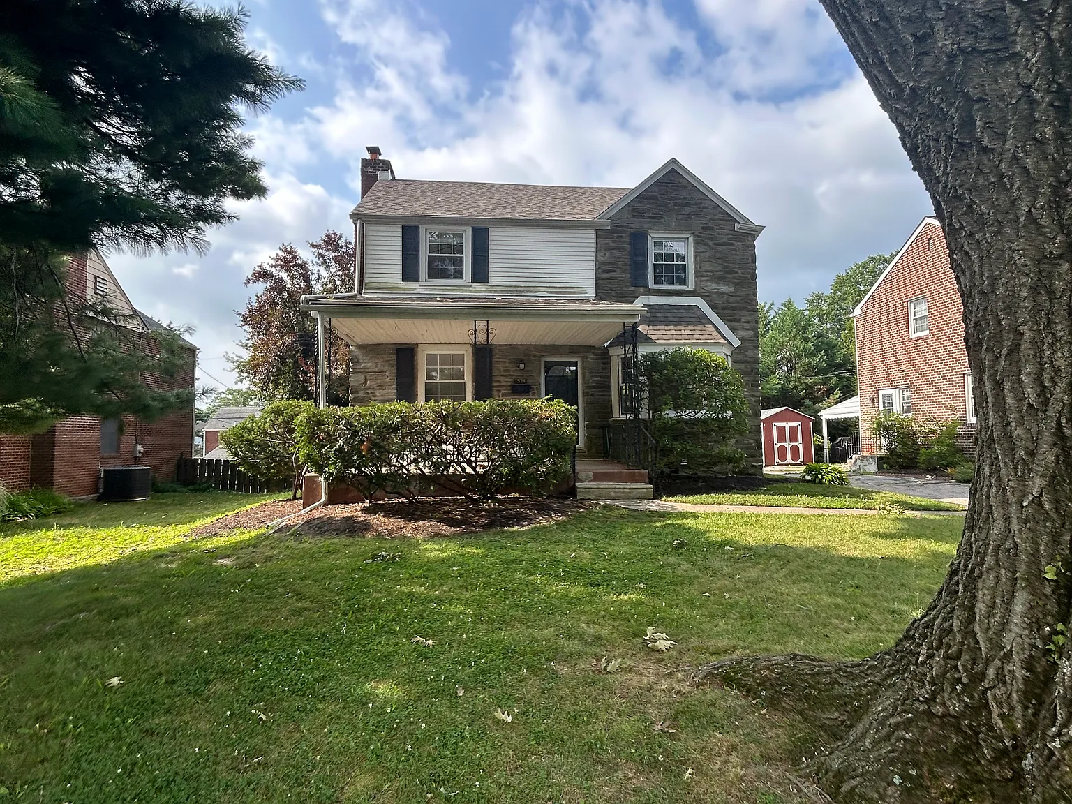 4 bed, 3.5 bath, 1850 sqft, $4,500 — Photo 1