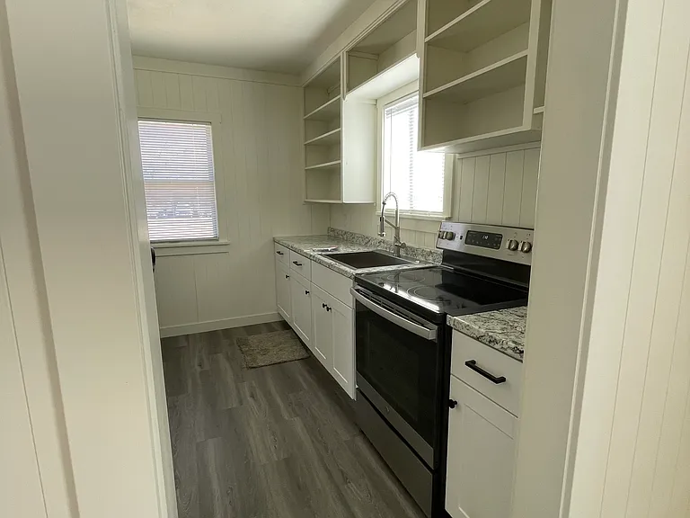 482 N 400 W #1 — Photo 4
