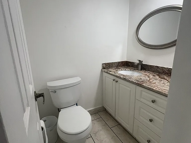 10801 SW 109th Ct #D208 — Photo 7