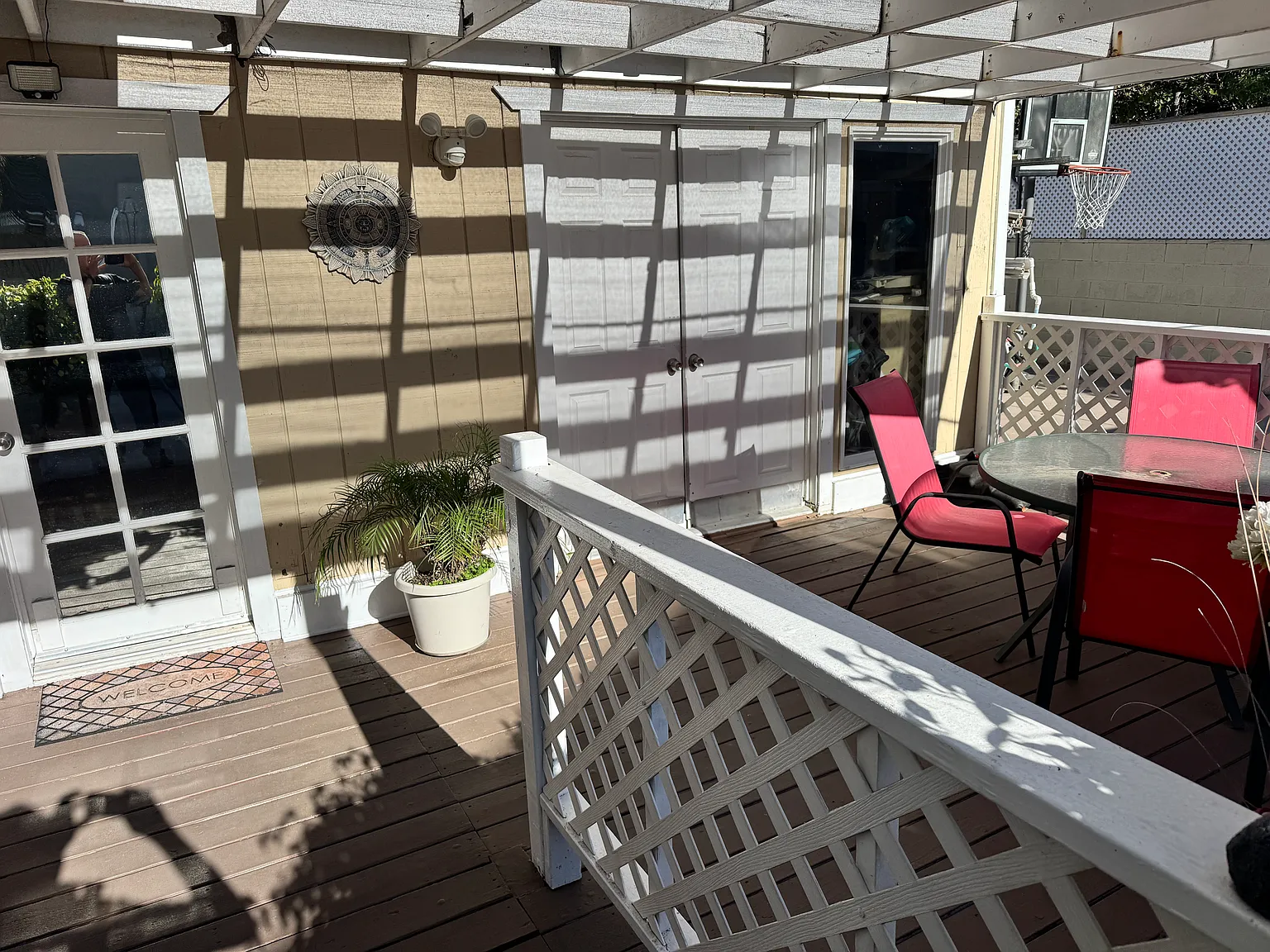 2727 Chaffee St — Photo 3