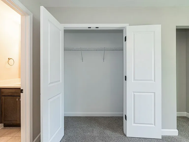 426 N Allen Rd — Photo 19