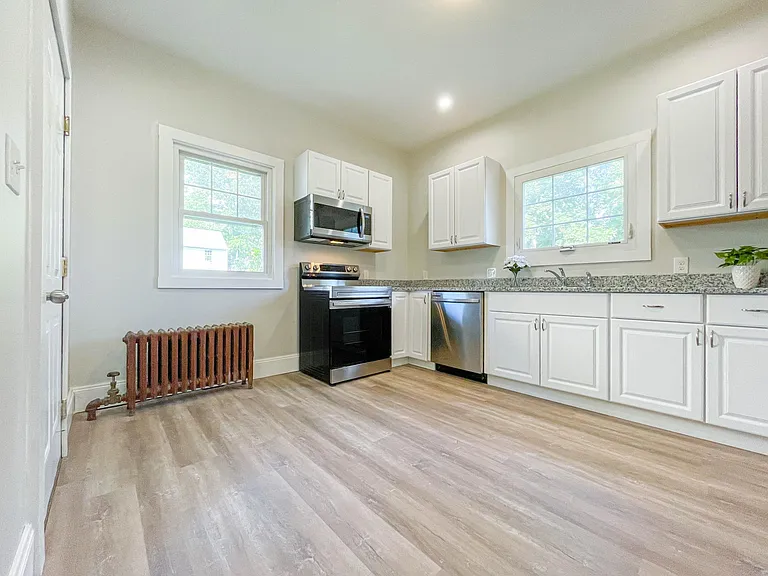 63 Pleasant Ave #1 — Photo 8