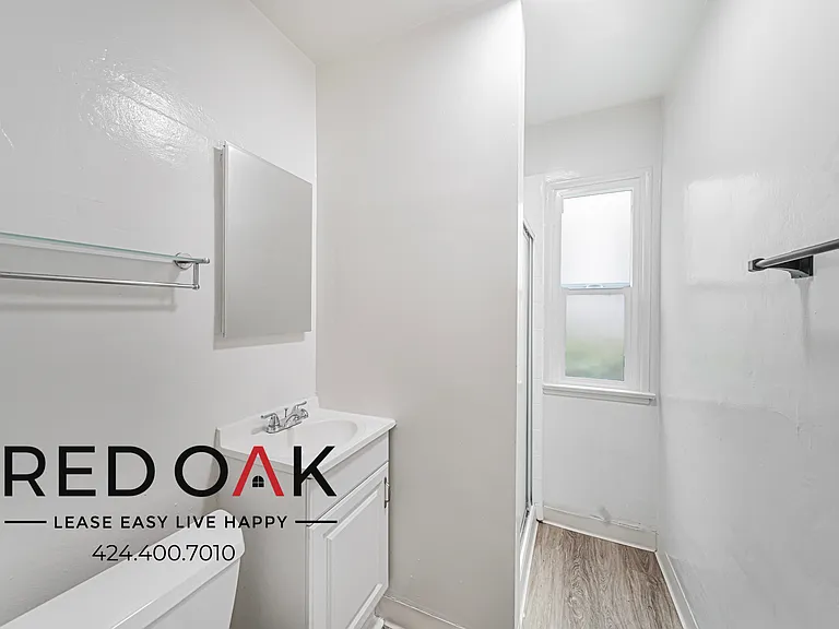 1728 Granville Ave #1728 — Photo 8