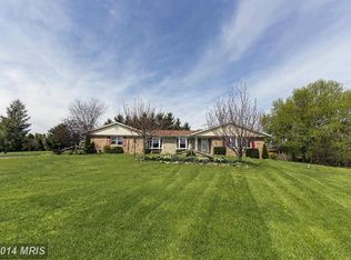 2722 Pleasant Hill Rd, Hanover, PA 17331