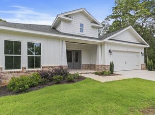 92 Spirit Bear Way, Freeport, FL 32439