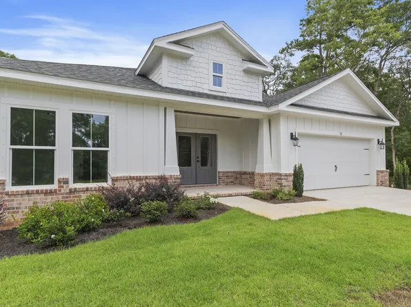 92 Spirit Bear Way, Freeport, FL 32439