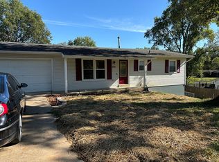 2504 Windy Hill Ln, Cape Girardeau, MO 63701