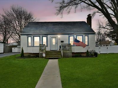 27 Francine Drive N, Massapequa, NY, 11758