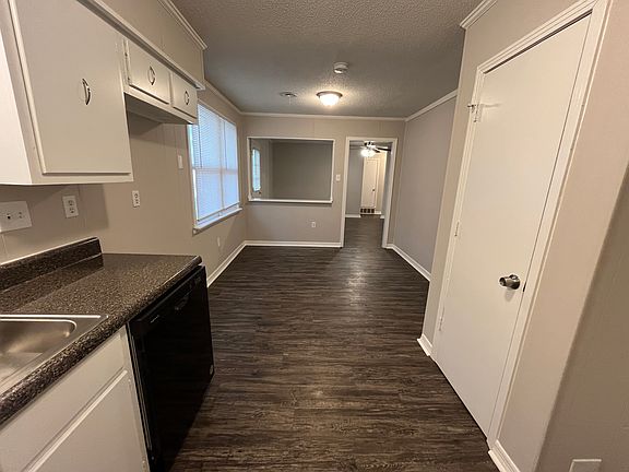 5th image of 3595 Woodland Dr