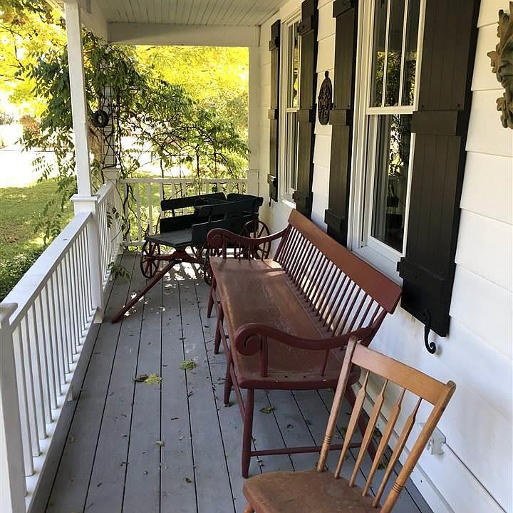 1st image of 144 Brand St