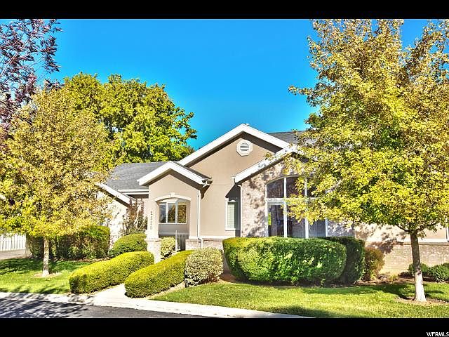 1st image of 2525 E Holladay Oaks Ln