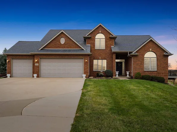 2158 Palmer Dr, Dubuque, IA 52002