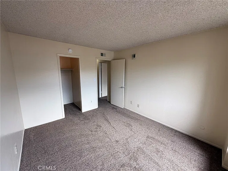 860 N Glassell St — Photo 30