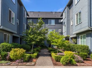827 5th Pl NE, Issaquah, WA 98029