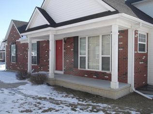 2501 Riversedge Dr #100, Saline, MI 48176