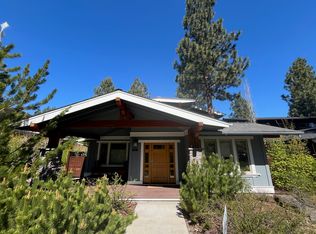 2628 NW Crossing Dr, Bend, OR 97703