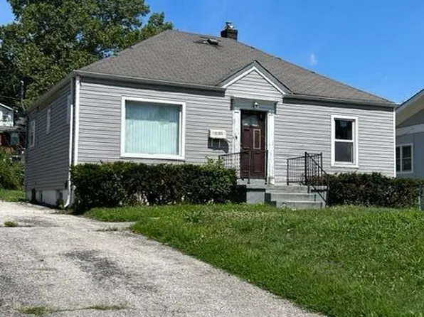 3725 Sylvan Pl, Saint Louis, MO 63121