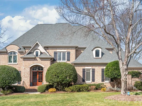 15018 Jockeys Ridge Dr, Charlotte, NC 28277