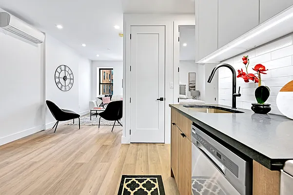 Rented by Mishkan Group | media 21