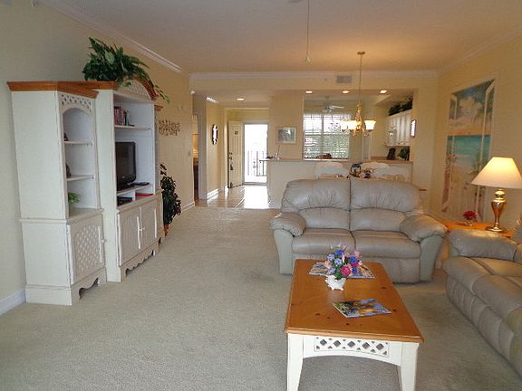 3rd image of 4640 Turnberry Lake Dr Unit 303