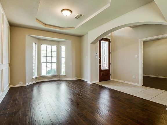 2nd image of 11747 Mordor Ln