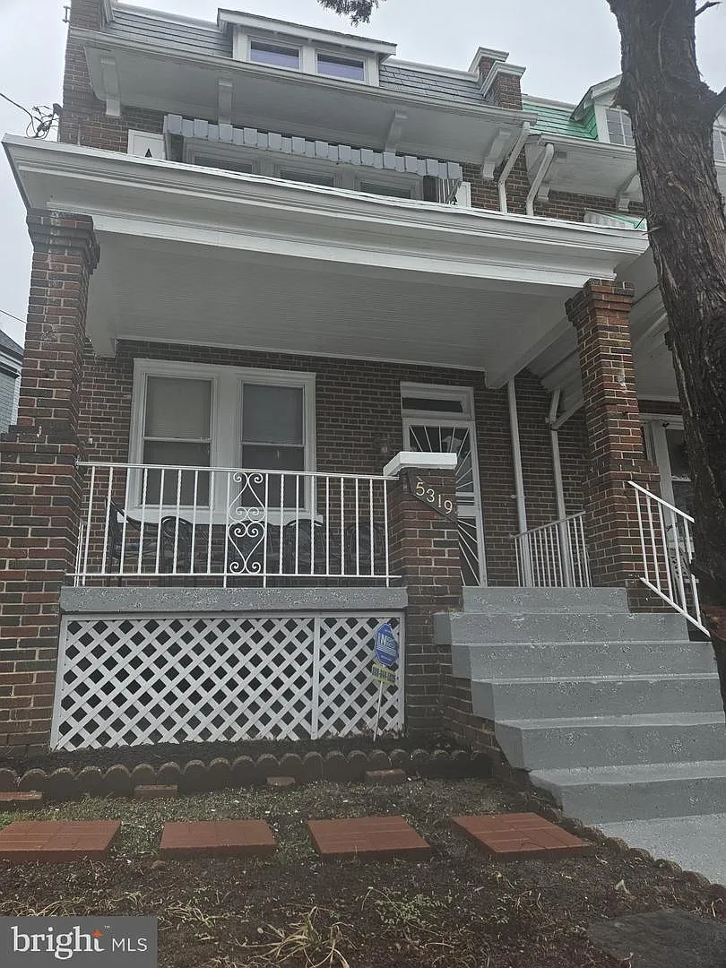 5319 3rd St NW photo 1