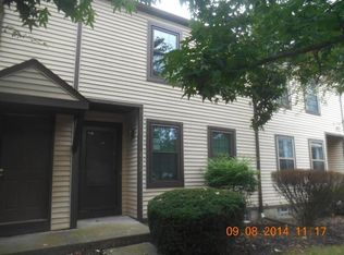 2275 Laurelwood Dr, Columbus, OH 43229