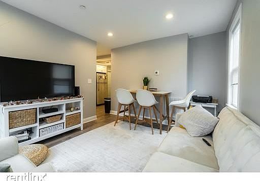 93 Second St. #2 Cambridge - Kendall Square Shared Unit Phot