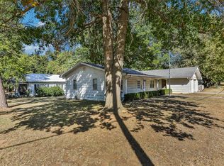 500 N State St, Caney, KS 67333