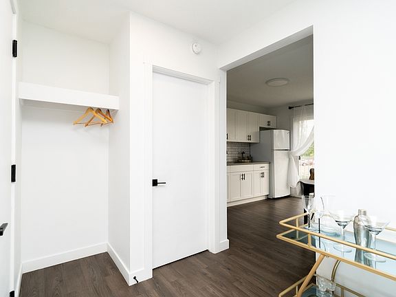4th image of 10021 154th St NW Unit 7