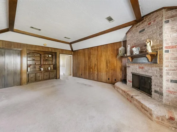 2230 Tangle Lake Dr, Humble, TX 77339
