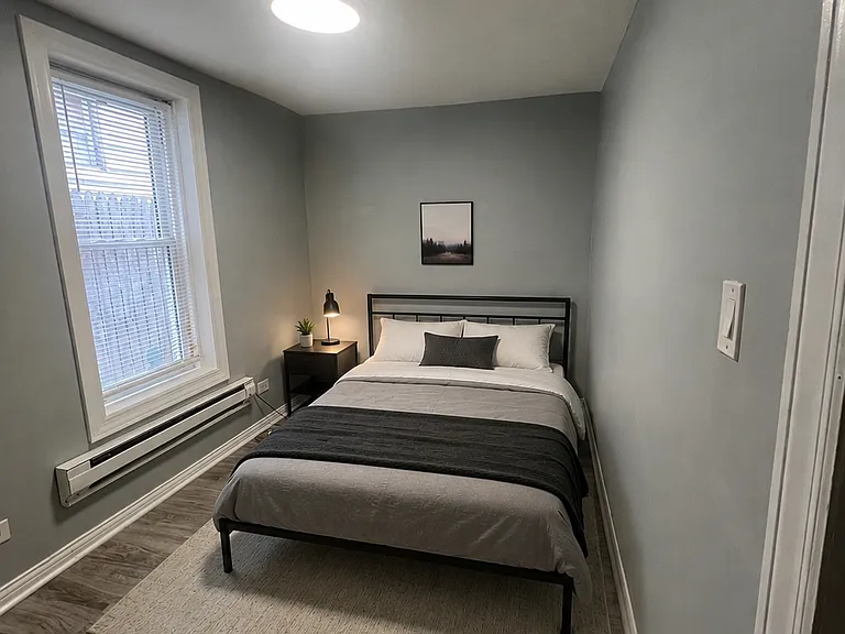 3511 W Dickens Ave #1 — Photo 5