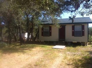 517 Forest Oak Ln, Rockport, TX 78382