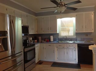 690 Englewood Dr, Iron Station, NC 28080