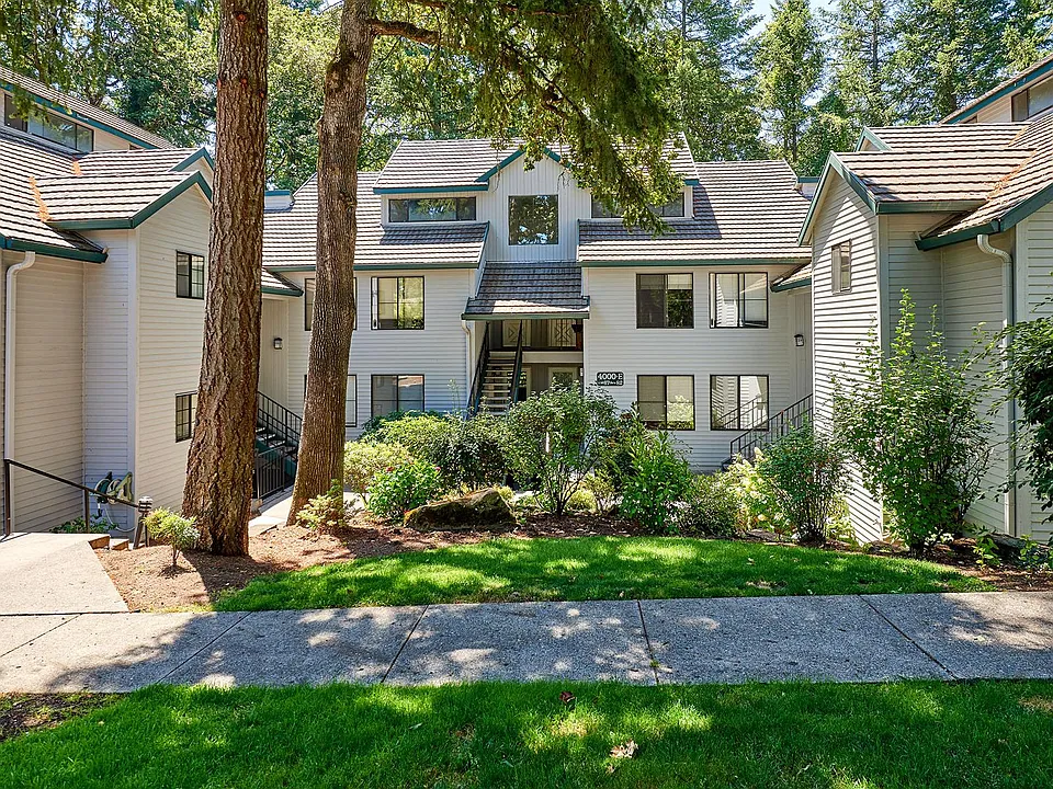 4000 Carman Dr #76