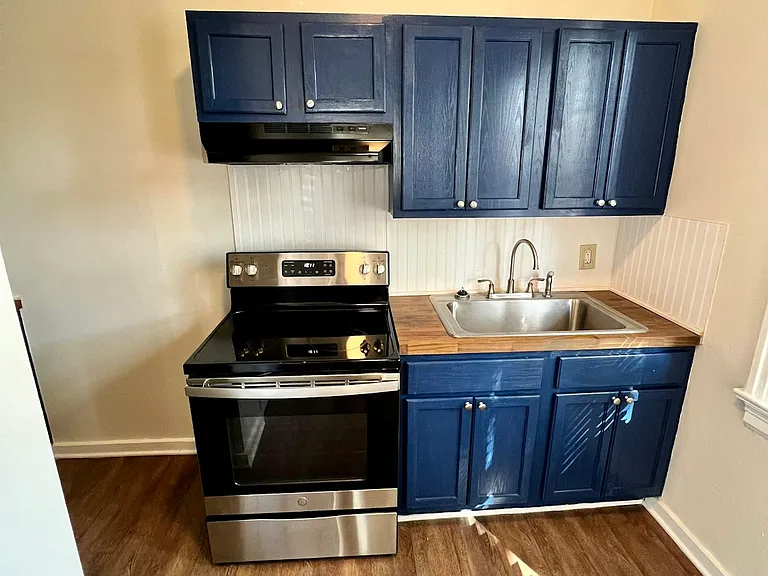 814 N Congress St #2 — Photo 4