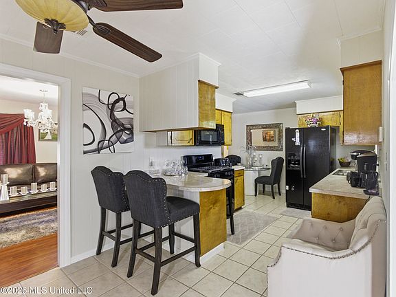 5th image of 809 Saint Augustine Ext