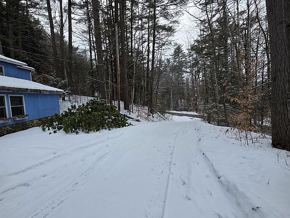 3rd image of 228 Howe Road