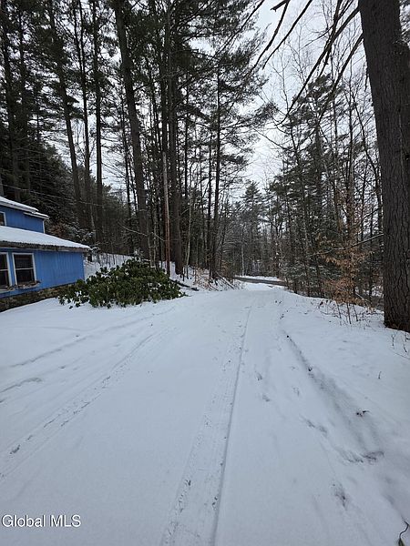 3rd image of 228 Howe Road