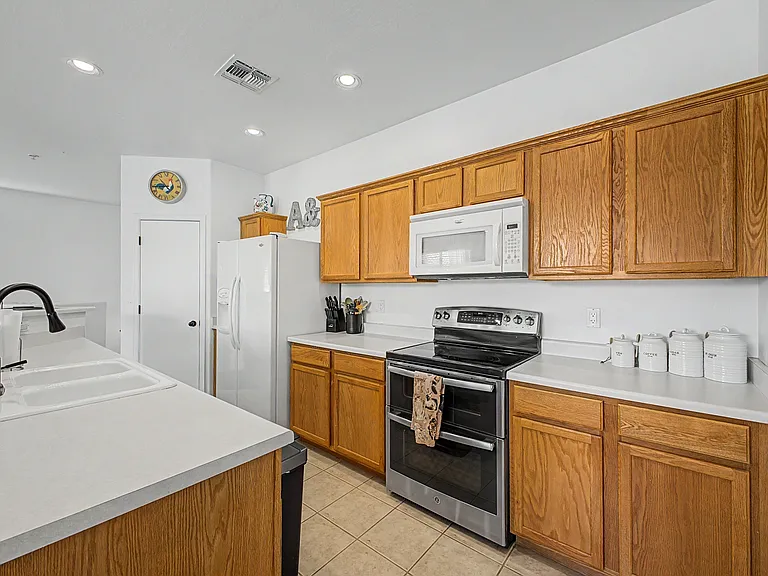 1255 S Rialto St #110 — Photo 10