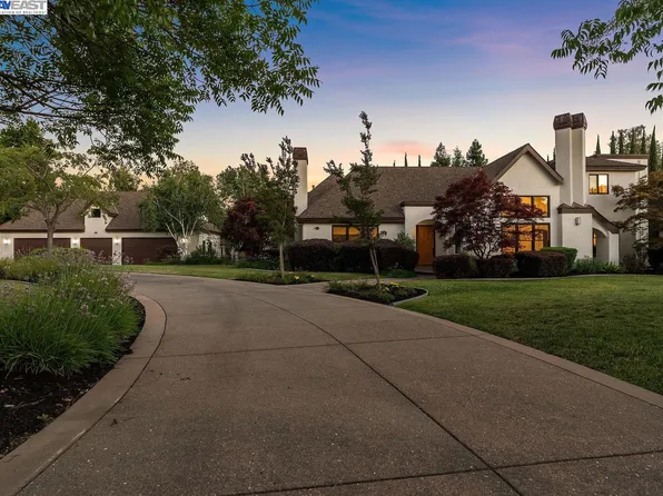 3704 Northgate Woods Ct, Walnut Creek, CA 94598