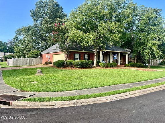 5th image of 1024 Riverchase North Dr