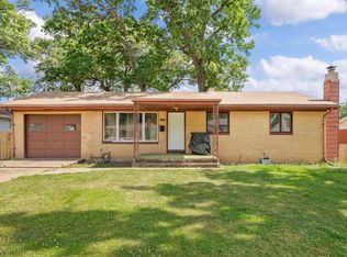 3718 Surrey Ln, South Bend, IN 46628
