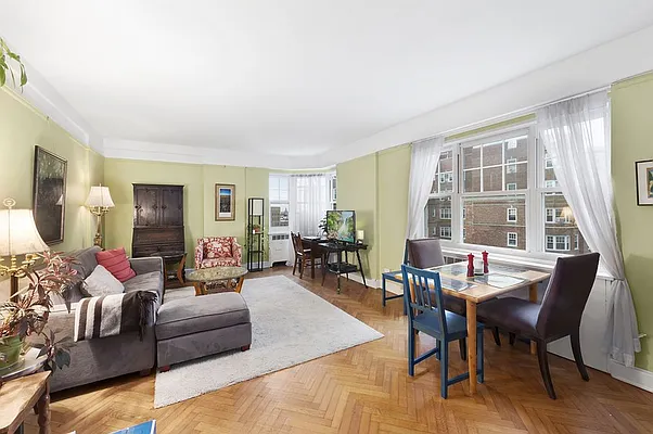 Sold by Simone Song Properties, LLC | media 1