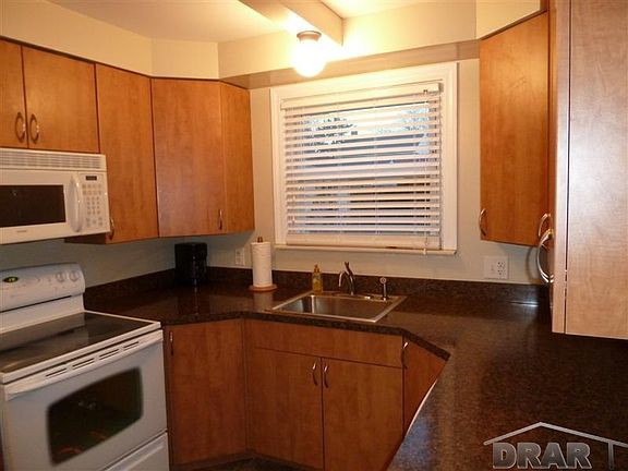 4th image of 13270 Catalpa St
