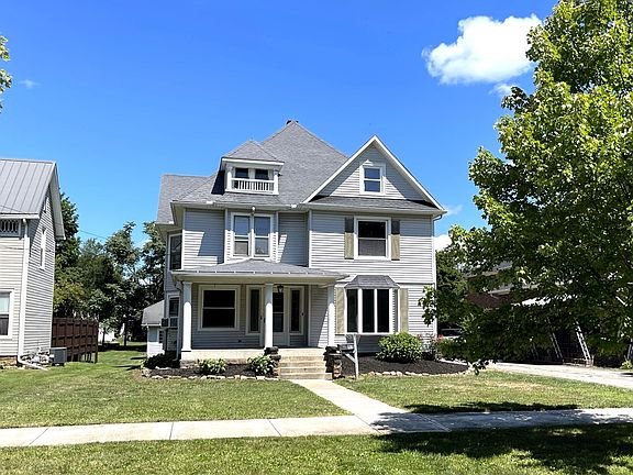 2nd image of 17 Grand Blvd